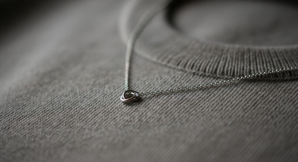 Top Men’s Fashion Accessories That Elevate Any Outfit in 2025 3 b683fefd a839 40f6 a3e4 54d97d6ba407